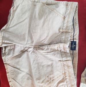 American eagle kaki shorts